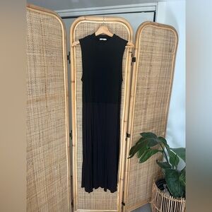 Lovestitch Black Sleeveless Mockneck Midi Dress